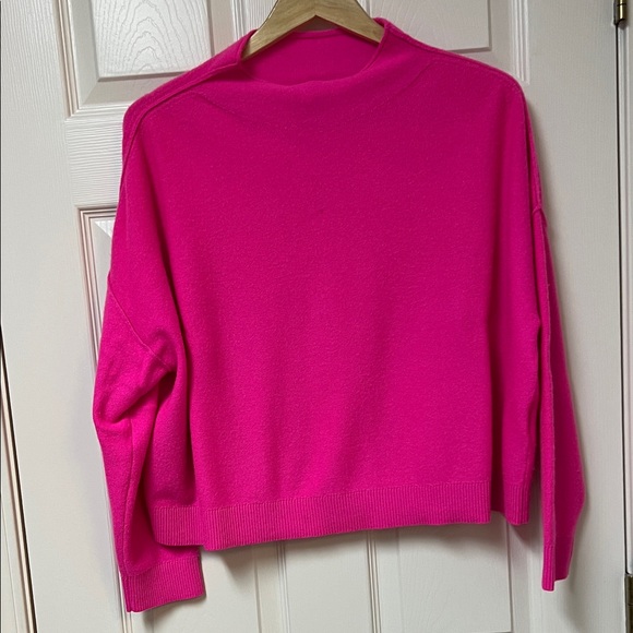 Pilcro Bright Pink 100% cashmere Sweater - Picture 1 of 2